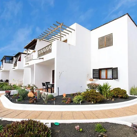 2 Bedrooms At 500 M Away From The With Shared Pool Garden And Wifi Апартаменты Тиас
