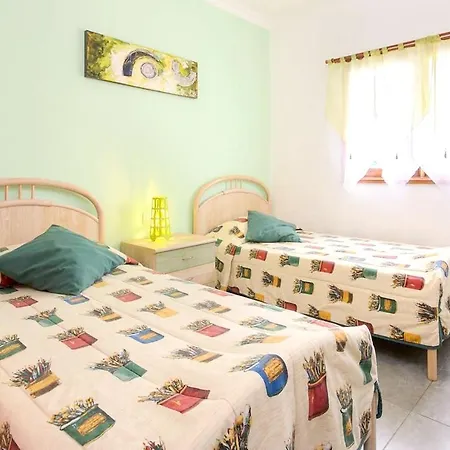 Appartamento 2 Bedrooms At 500 M Away From The With Shared Pool Garden And Wifi *